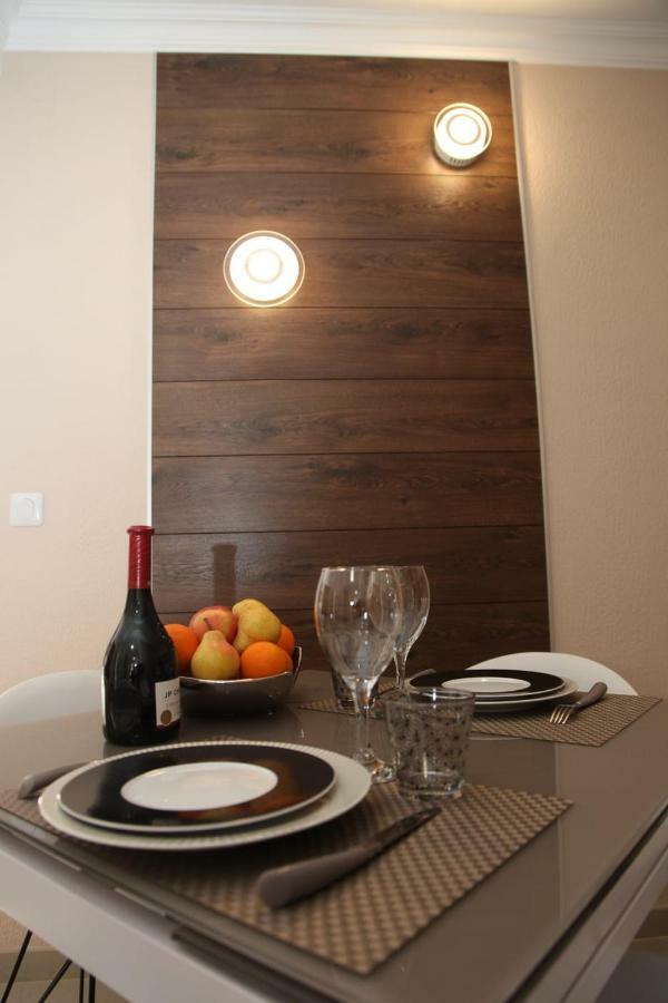 Stylish 2 Room Flat 60 Meters To The Beach Nice Bagian luar foto